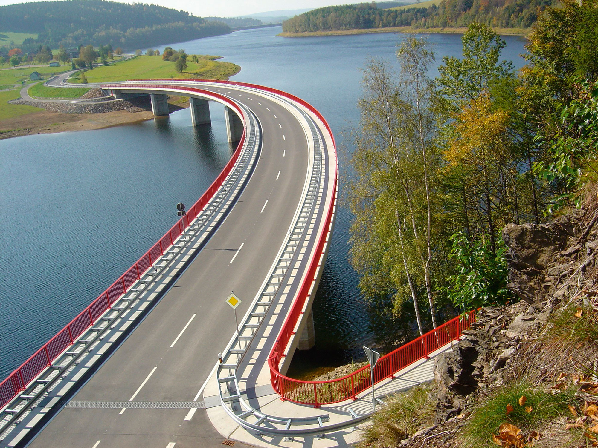 Brücke über die Talsperre Rauschenbach