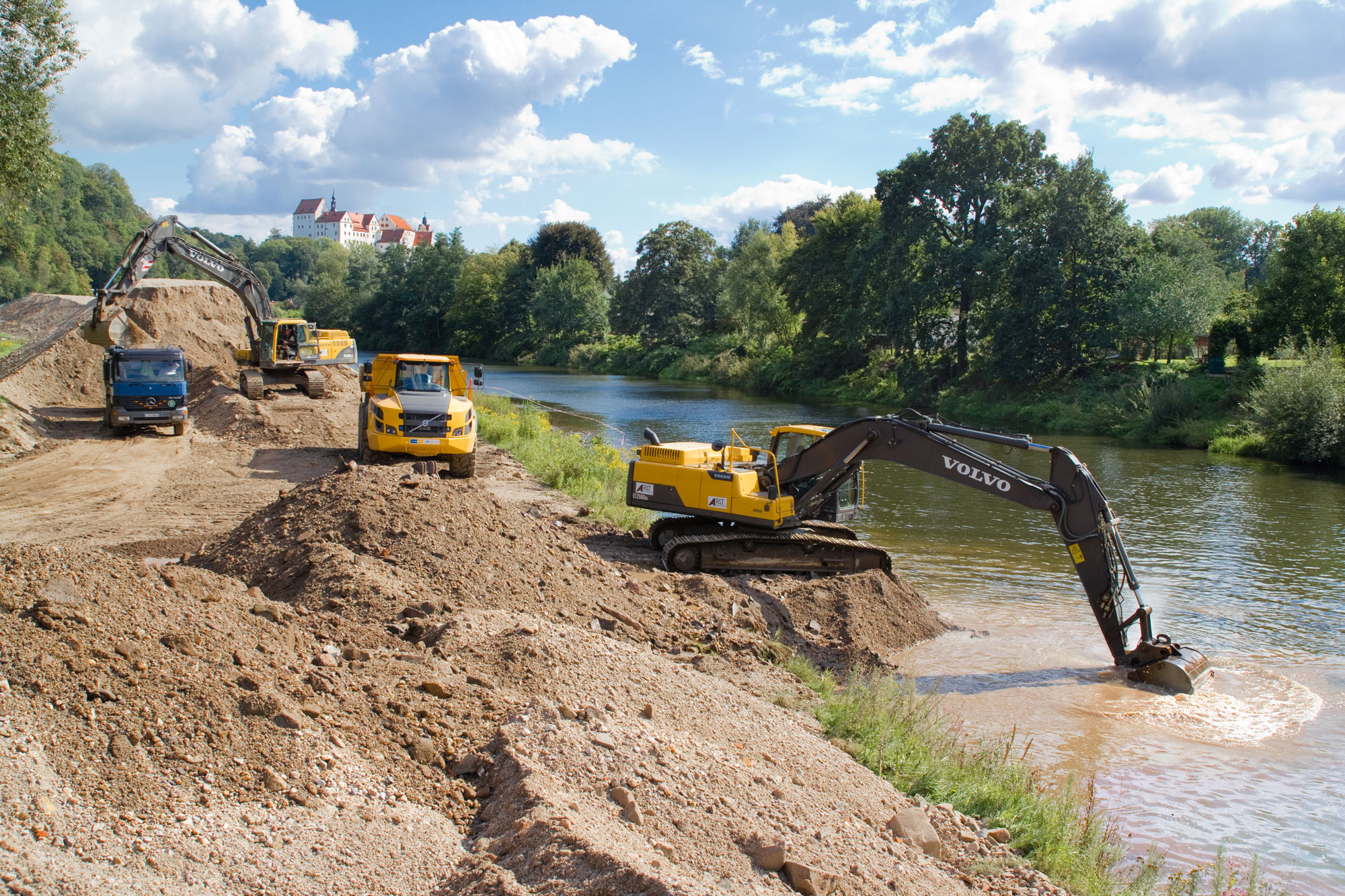 Colditz Sedimentberäumung Zwickauer Mulde